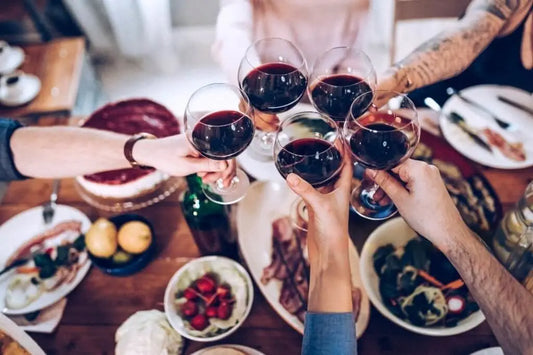 guide-complet-du-vin-rouge-la-cave-eclairee