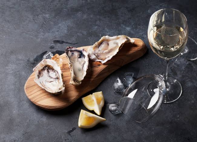 vin blanc-huitres
